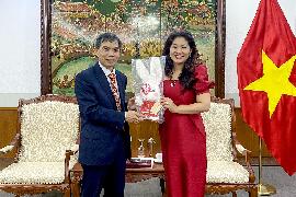 Từ 15 tháng 3 Trung Quốc cho phép các công ty du lịch tổ chức khách theo đoàn vào Việt Nam