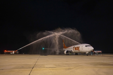 Khanh Hoa Tourism Department attends the Opening Ceremony of the first flight of T'way Air
