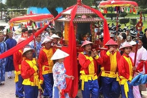 Cau Ngu festival