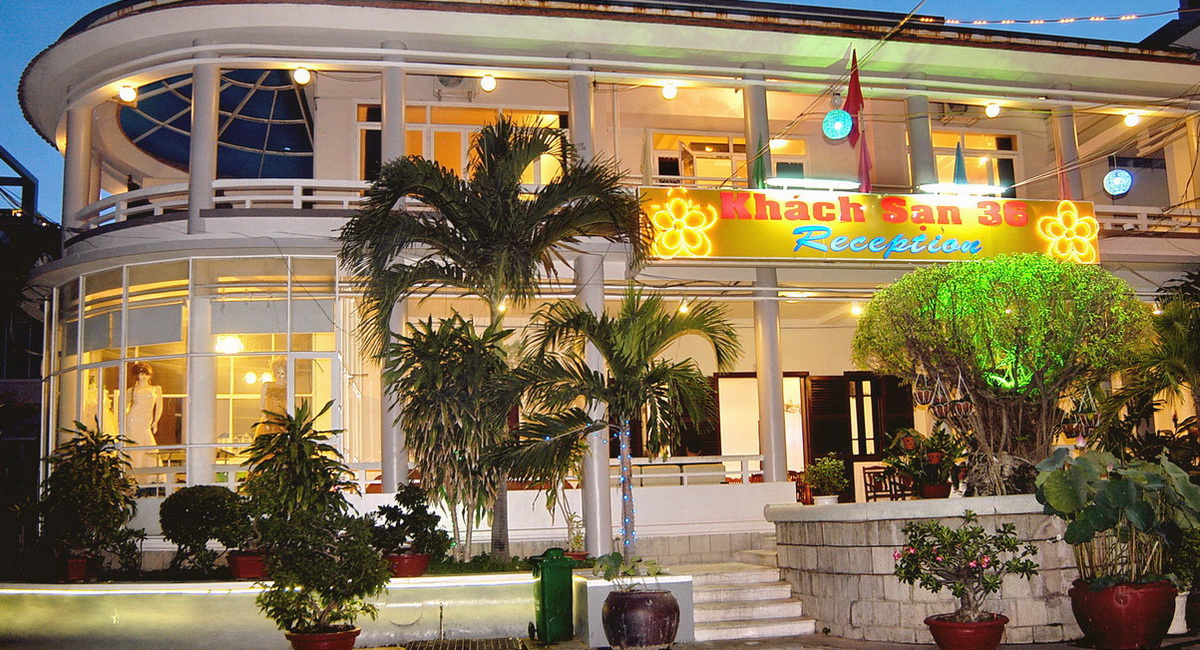 Khách sạn 36 Trần Phú