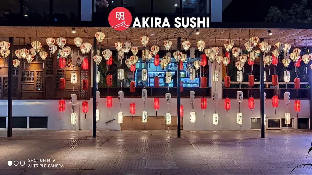 Nhà hàng Akira Sushi