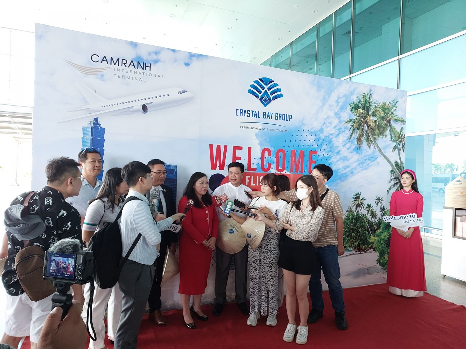 Welcoming Farmtrip group from Taiwan (China) to survey Nha Trang tourism