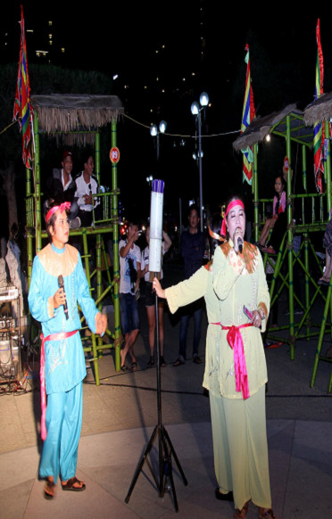 Провинция Кханьхоа построит маршруты, объединяющие наследие народных песен, народных танцев и народной музыки, связанные с развитием туризма.